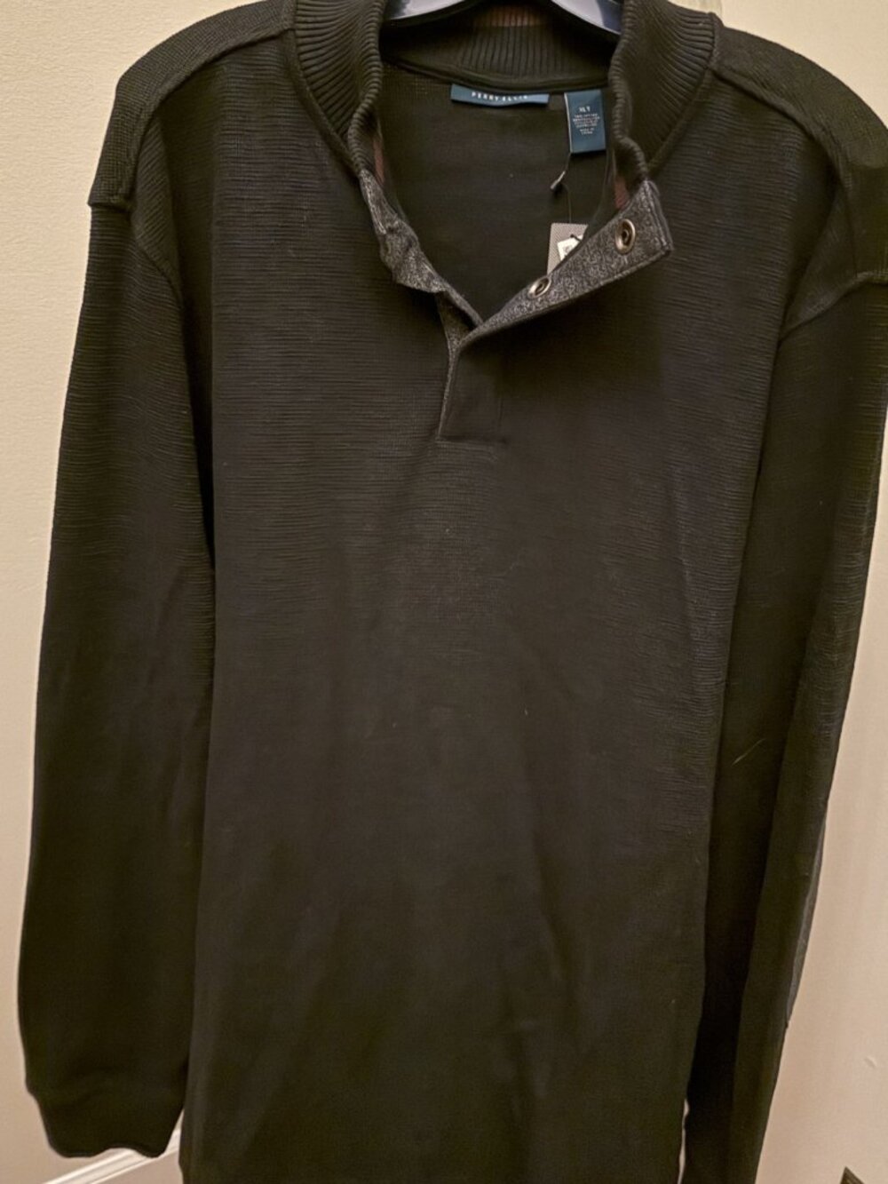 Perry Ellis Men's Sweater